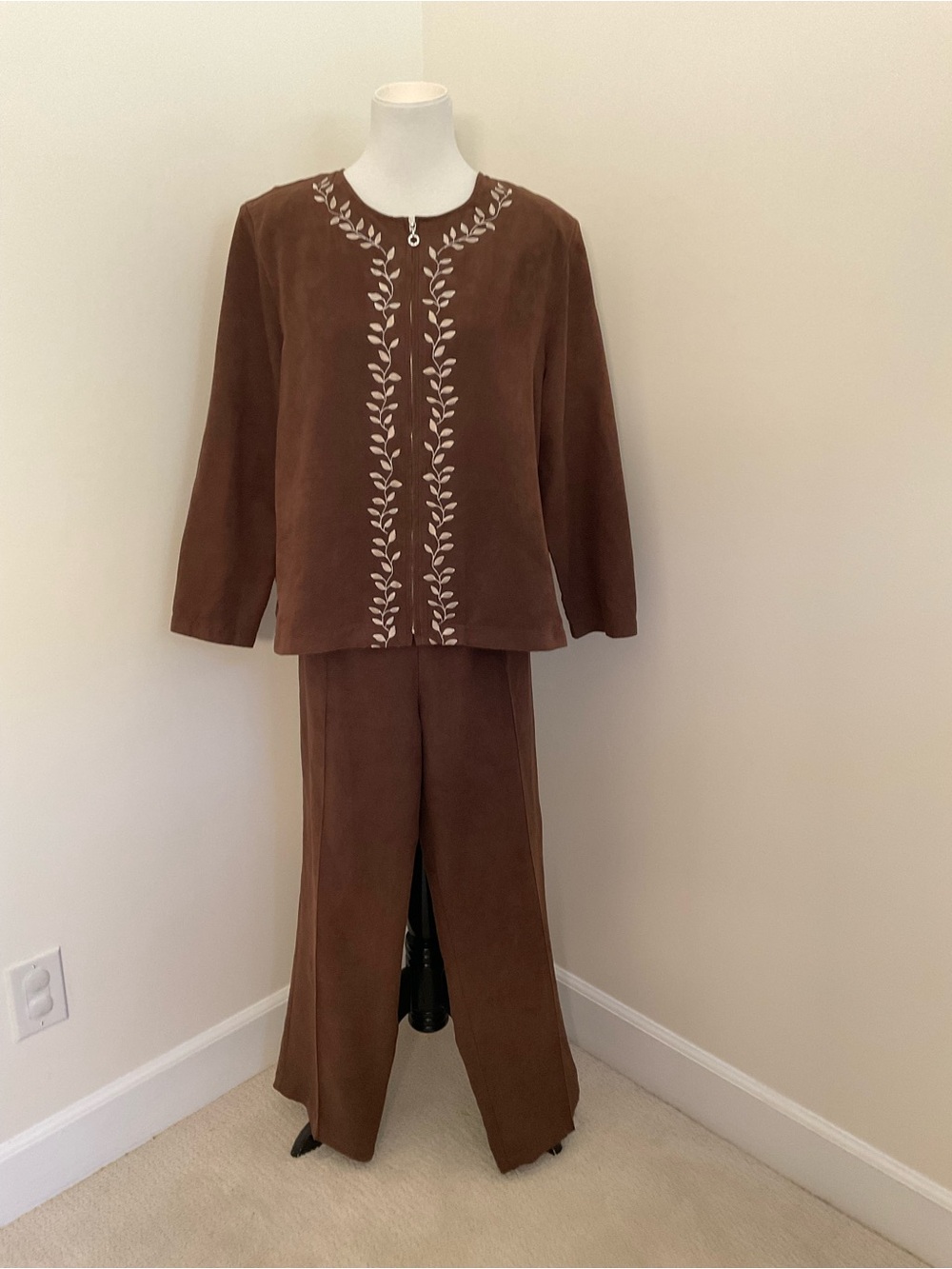 Cathy Daniels Chocolate Brown Faux Suede Wide-Leg Pants and Jacket Set